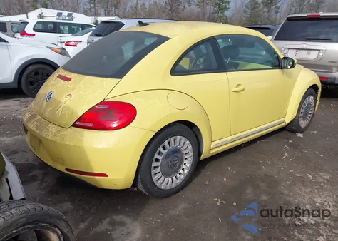 2014 Volkswagen Beetle 1.8T z USA, uszkodzony, nr VIN 3VWJ07AT9EM634379